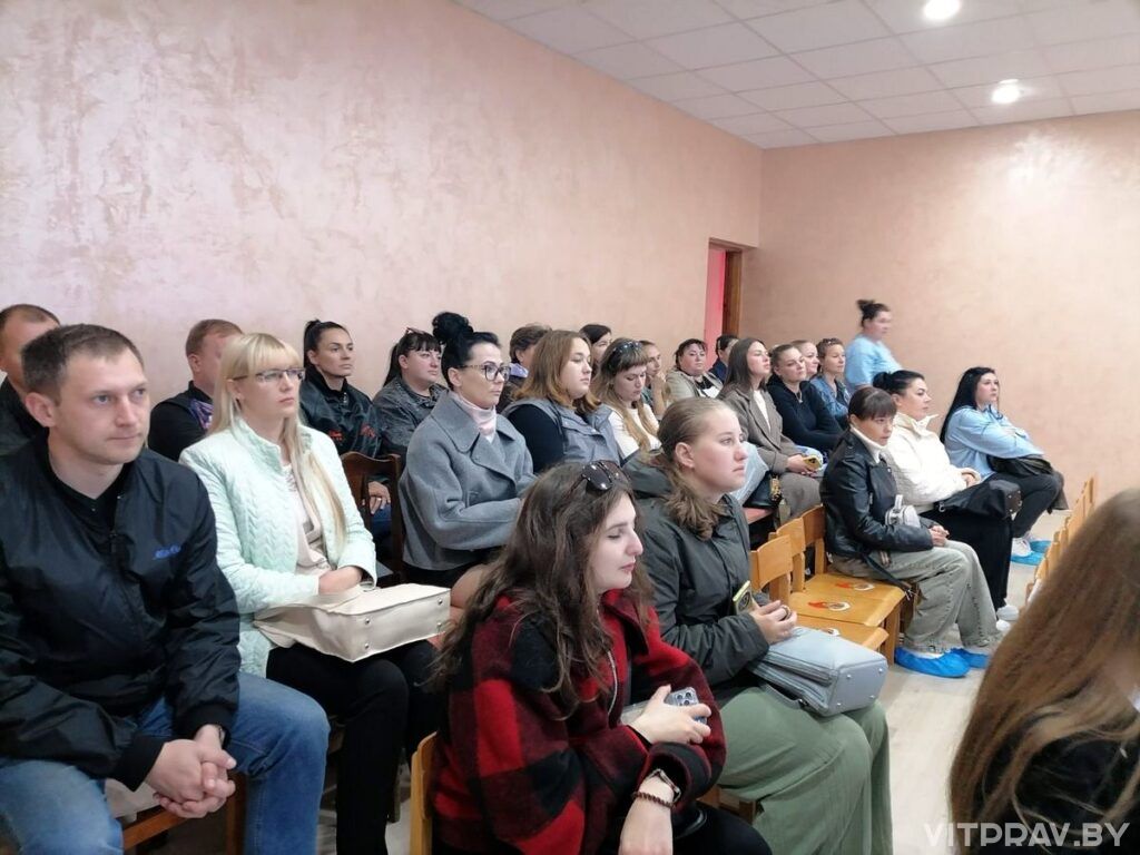 Иерей Сергий Помещиков встретился с родителями воспитанников детского сада № 39 Витебска