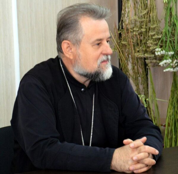 Протоиерей Николай Волочкович в рамках программы "Неделя семьи" провел встречу с подопечными Сенненского ТЦСОН