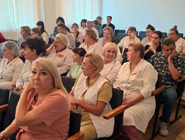 Диалоговая площадка "Моя семья - моя радость" прошла в Витебском областном клиническом стоматологическом центре