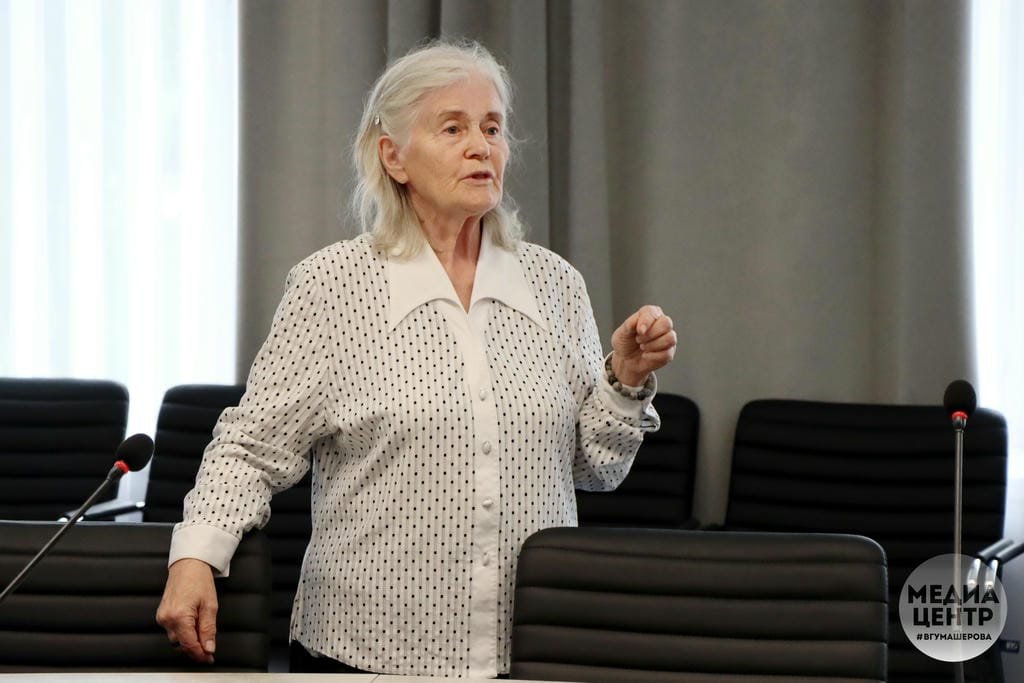 В Витебском государственном университете прошел круглый стол «Семья как осознанный выбор: от романтики к ответственности»