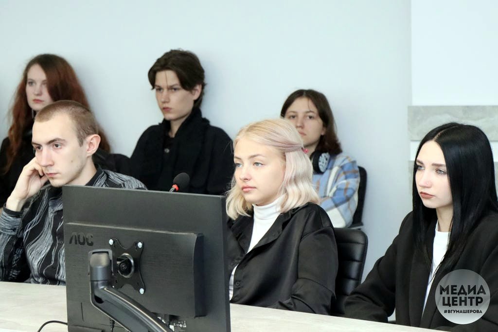 В Витебском государственном университете прошел круглый стол «Семья как осознанный выбор: от романтики к ответственности»