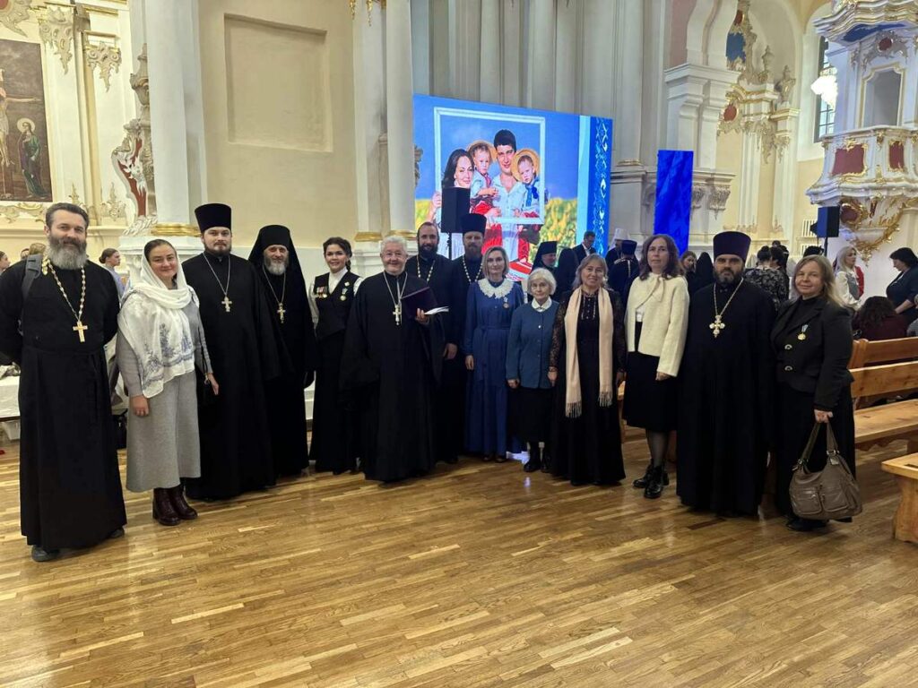 Представители Витебской епархии приняли участие в пленарном заседании III форума «Разговор о важном: счастливая семья – сильное государство»