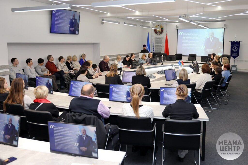 В ВГУ прошел Единый день информирования «Роль семейных ценностей в современном обществе»