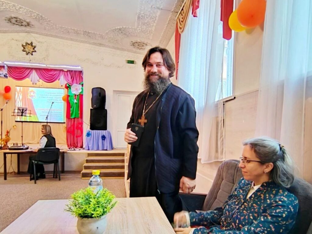 В Богушевском детском социальном пансионате "Лучезарный" прошла информационно-просветительская площадка для многодетных семей священнослужителей