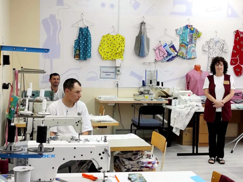 В Богушевском детском социальном пансионате "Лучезарный" прошла информационно-просветительская площадка для многодетных семей священнослужителей