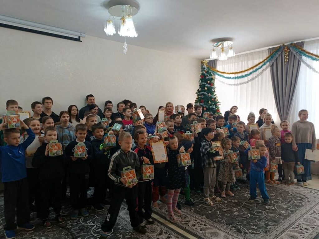 Праздничный утренник "Колядки на Святки" прошел в Детском доме Витебска