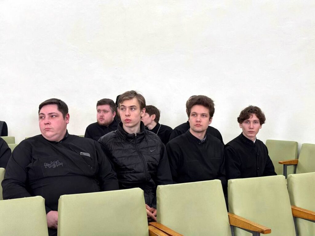 В Витебской духовной семинарии обсудили вопросы воспитания и семейных ценностей