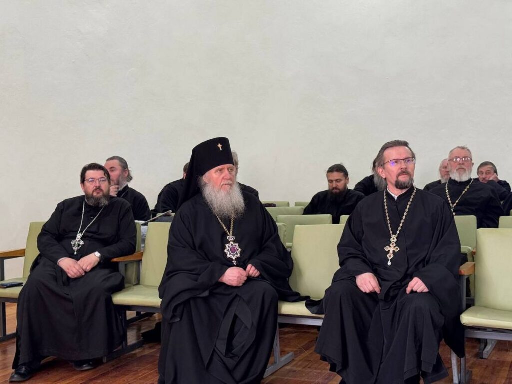 В Витебской духовной семинарии обсудили вопросы воспитания и семейных ценностей