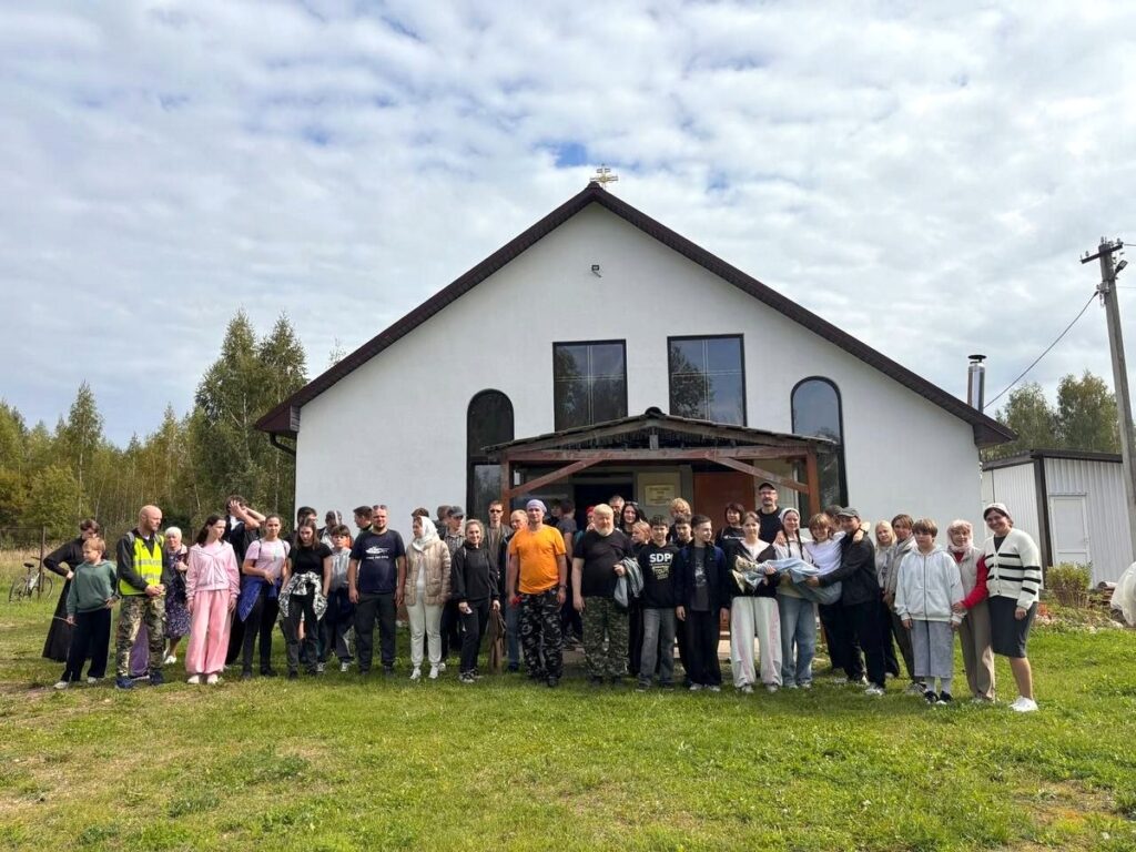 В рамках "Дней семьи" прошел молодежный велопробег "Руба-Лужесно 2026"